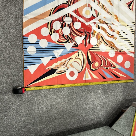 Authentic Hermes Silk scarf - Picture 8 of 11